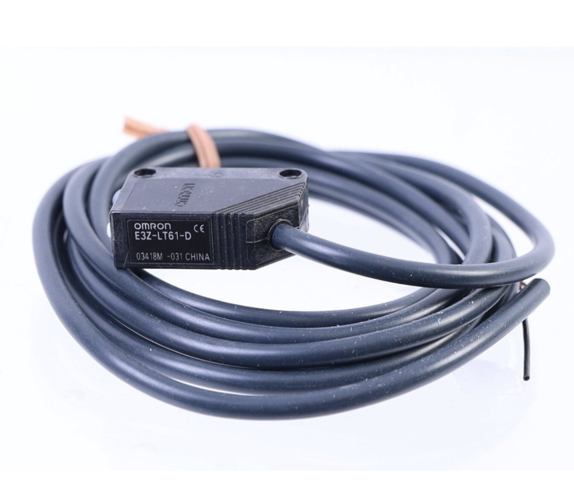 Omron E3Z-LT61-D Fotoelektrik Sensör